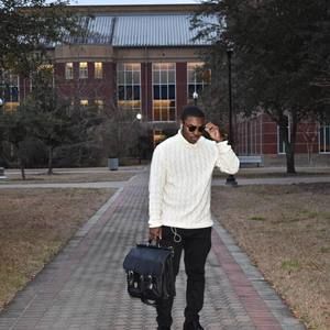 Meet your Posher, Kelley